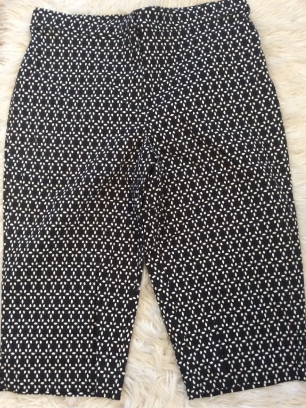 Susan Graver Comfort Stretch Capri Pants